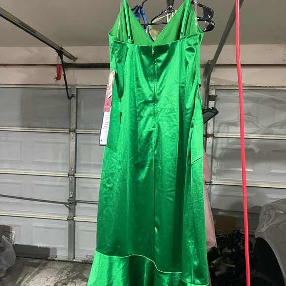Green Satin Dress - Picture 3 of 3
